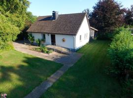 Ferienhaus Schlei, hotel in Rabenkirchen-Faulück