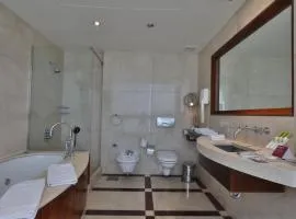Crowne Plaza Beirut by IHG