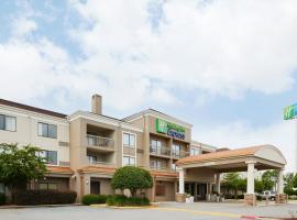 Holiday Inn Express Tifton, an IHG Hotel, hotelli kohteessa Tifton