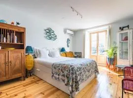 Lisbon Heart Apartments - Yellow Apartment by LovelyStay