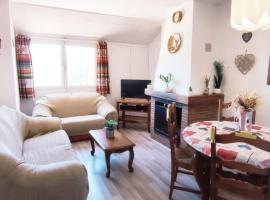 APARTAMENTO SOLANO - VIRGEN DE LA VEGA - ALCALÁ IDEAL MONTAñA Y RELAX, hotel in Teruel