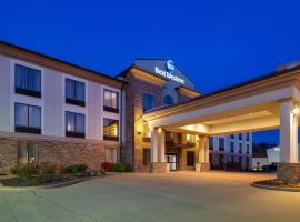 Best Western St. Louis Airport North Hotel & Suites, hotel u gradu 'Hazelwood'