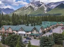 Banff Gate vacation townhouse, hotelli kohteessa Canmore