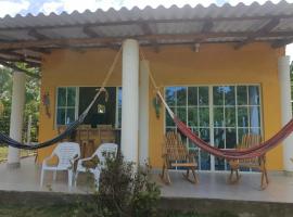 Cabaña cerca al mar - A 200 mts, hotel pet friendly a Coveñas