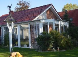 Haus Storchennest, hotel in Wiefelstede