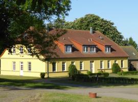 Gut Rattelvitz, Parterre A, hotel with parking in Gingst