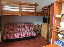 Vacances Perennes rue Richelieu, hotel v destinaci Cauterets