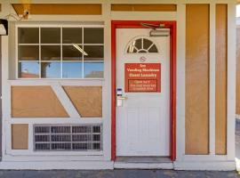 Econo Lodge, chata v destinaci Pryor
