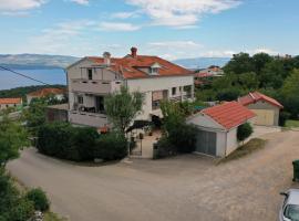 Apartments House Risika, ξενοδοχείο κοντά σε St. Marak Beach - Risika, Risika