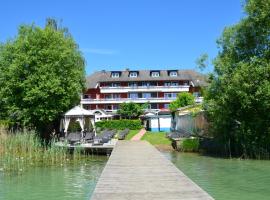 Hotel Silvia, Hotel in Sankt Kanzian am Klopeiner See