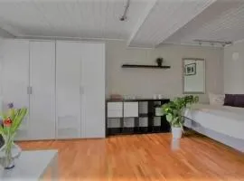 Nice double bed room in Moss