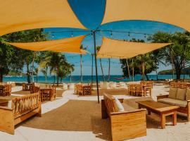 Café de Playa Beach Front Hotel, hotell i Coco
