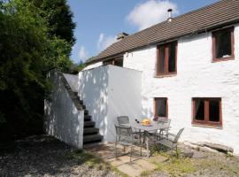 Ghyll Burn Cottage and Barn End Cottage, hotell i Alston