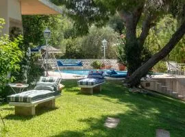 Villa Jackie O! on the Athens Riviera
