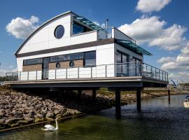 KYST 5410 Floating Home 1, holiday home in Neustadt in Holstein