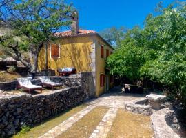 Melina Heritage House, hotel in Cres