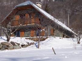 Rustic & A Chalet 'Le Sert du Grey - Vaujany, fjallaskáli í Vaujany