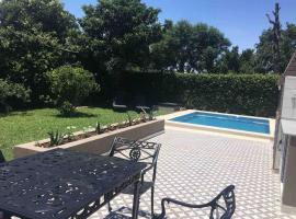 Ramallo Casa Grande, hotel in Ramallo