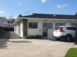 Rose Apartments Central Rotorua- Accommodation & Private Spa、ロトルアのホテル
