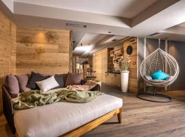 Cesa Edelweiss Living & Spa, hotel a Campitello di Fassa