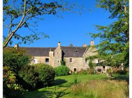 Gîte de charme au Manoir du Plessis-Quinquis，Sainte-Sève的度假屋