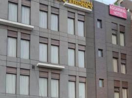 Hotel S C Residency, hotel i Zirakpur