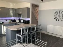 Modern fully refurbished 3 bedroom home