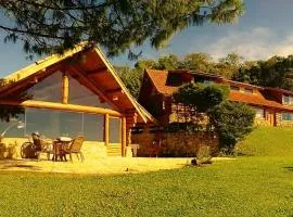 Log Cabin - Monte Verde