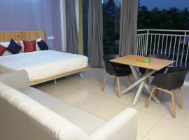 The White Orchid Luxury Service Apartments, hotel dicht bij: Aster Medcity-ziekenhuis, Ernakulam