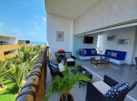 Departamento Las Palmeras de Bocapan 308، فندق في تومبيس