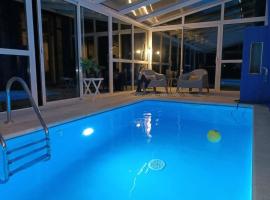 Résidence du Bois Chasson, escape game, piscine chauffée, hotel económico en Vire