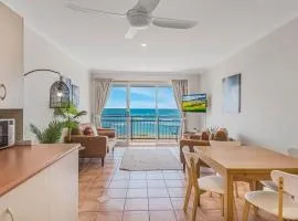 10T Beachfront Apartments