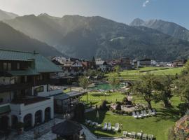 Neuhaus Zillertal Resort, hotel en Mayrhofen