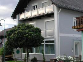 Ferienwohnung Maria โรงแรมในGroßklein