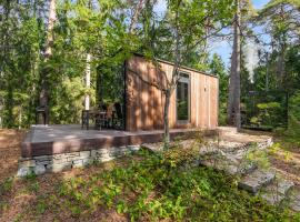 ÖÖD Hötels Rannamõisa - with sauna, chalet de montaña en Rannamõisa