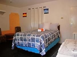 Affordable and Cozy at Content Guest House, apartment in Ocho Rios