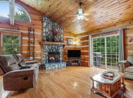 Top o' Snaggy Cabin, holiday home in Boone