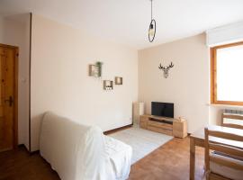 Casa relax, hotel with parking in Entracque
