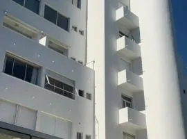 ÉLÉGANT STUDIO et PARKING DANS BATIMENT HISTORIQUE