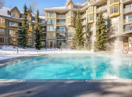Whistler Cascade Lodge by TS