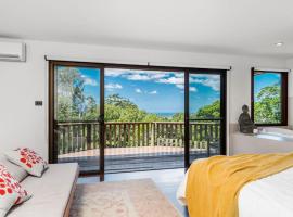 Your Luxury Escape - Cedar View: Newrybar şehrinde bir otel