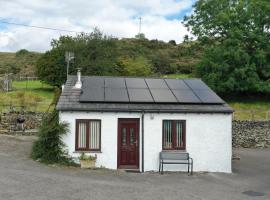 Ghyll Bank Bungalow, mökki kohteessa Staveley