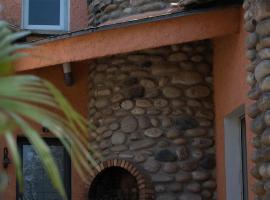 Lou Visetto à Vallon-Pont-d'Arc, prázdninový dům v destinaci Vallon-Pont-dʼArc