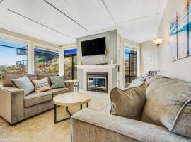 Pelican Point Beach Getaway, hotel near Santa Cruz Surfing Museum, Watsonville