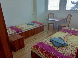 Barno Popradská, hotel v Košicích