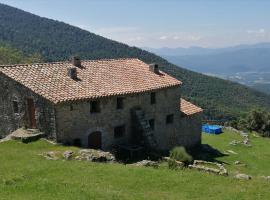 El Serradell mountain cottage، مكان عطلات للإيجار في Sadernas