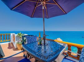 Oceanfront Villa W One Of A Kind Amazing View, ξενοδοχείο σε Avalon