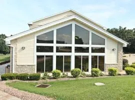 Crown Pointe Lodge; BW Signature Collection