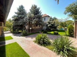 Гостевой дом Шумкар Азия Guest House Shumkar Asia, hotel v destinaci Biškek
