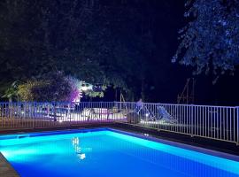 Best Western Alexander Park Chambéry, hotel with pools in Chambéry